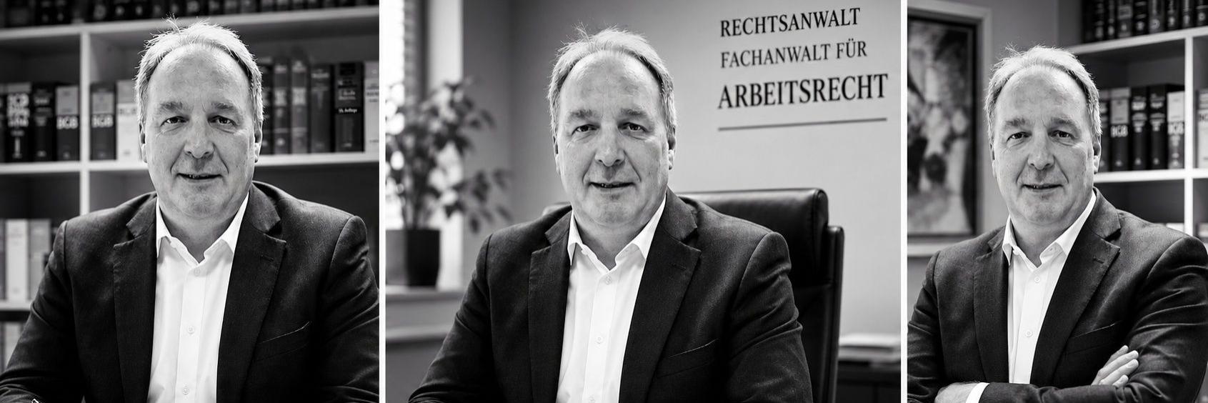 Drei Männer in Anzügen sitzen an einem Tisch und vermitteln professionelle Rechtsberatung.